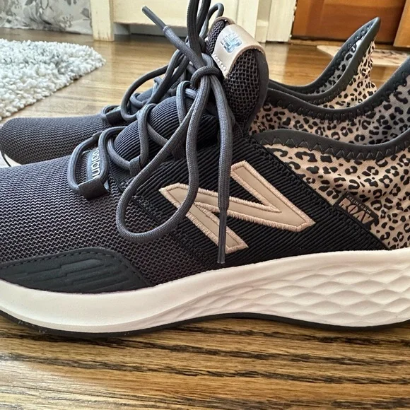 New Balance Women's Black and Brown Fresh Foam Roav Running Sneaker - Picture 6 of 10